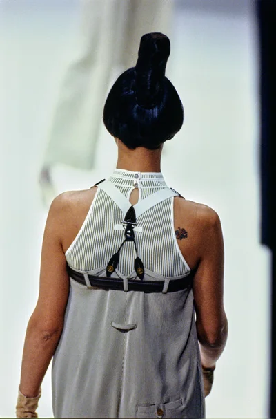 Look 3